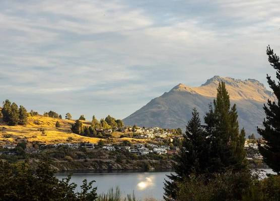 Sherwood Queenstown 1