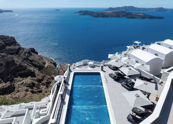 Petit Palace Suites 1