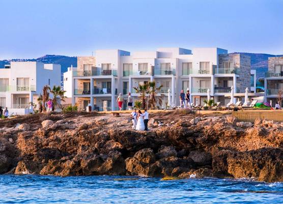 Amphora Suites 1