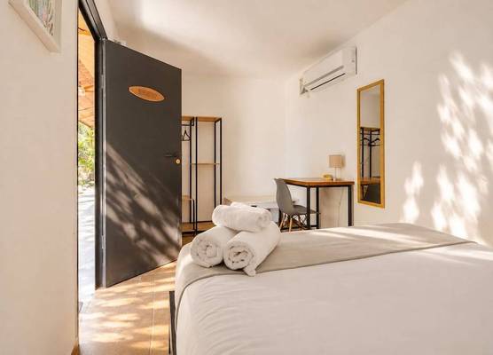 Believe Surf & Yoga Lodge Santa Teresa 1