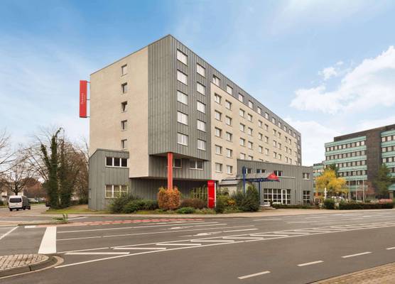 Ramada by Wyndham Bottrop 1