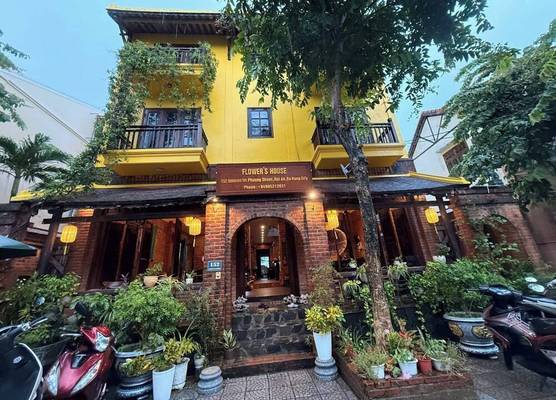 Flowers House Hoi An 1