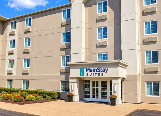 MainStay Suites Detroit Farmington Hills 1