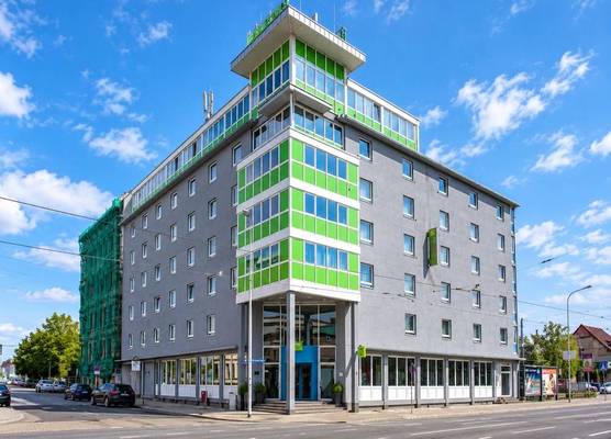 Sunday Hotel Halle Zentrum 1