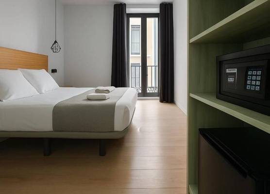 CH Lemon Rooms by HEBEROOMS 1