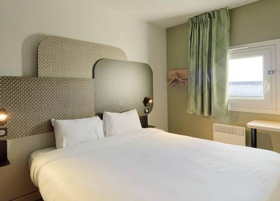B&B HOTEL Cergy Pierrelaye 3 étoiles 1