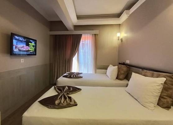 Pearl Hotel İstanbul 1
