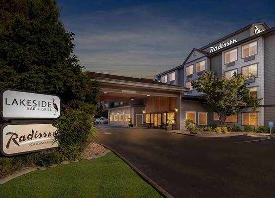 Radisson Hotel Portland Airport 1