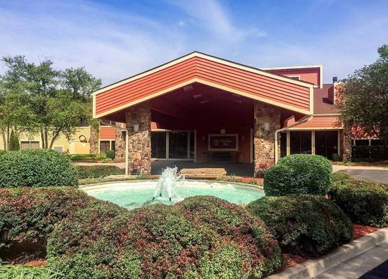 Clarion Inn 1
