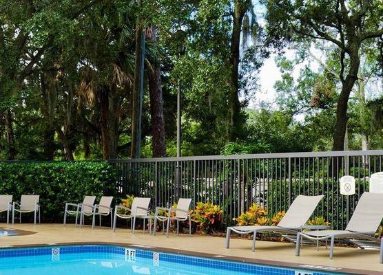 Holiday Inn Express & Suites Sarasota Bradenton by IHG 1