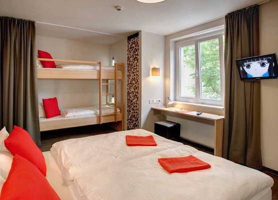 MEININGER Hotel Berlin Mitte 1