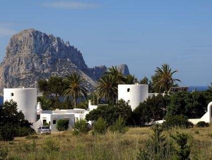 Unio Ibiza 1