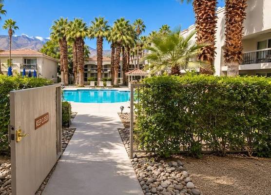 L3 Oasis Hotel 1