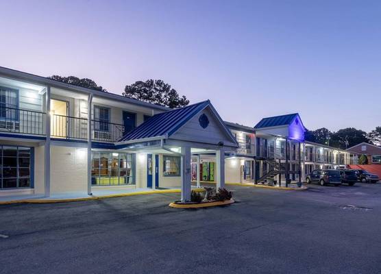 Days Inn by Wyndham Lincolnton 1