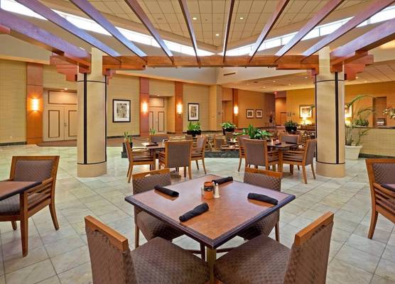 Holiday Inn PHILADELPHIA SOUTH-SWEDESBORO by IHG 1