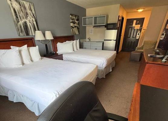 Rodeway Inn 1