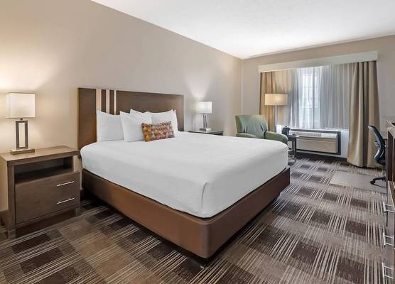 Best Western Plus The Inn at Horse Heaven 1
