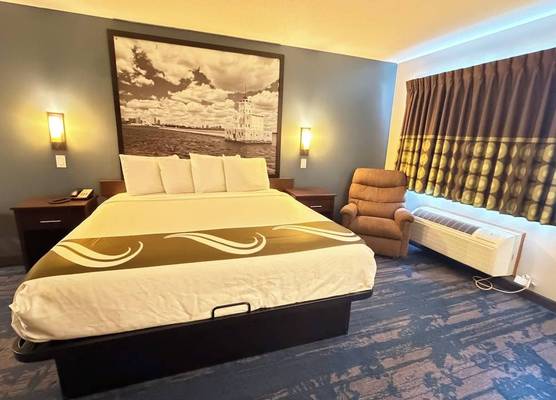Northwood Inn - Prairie Du Chien 1