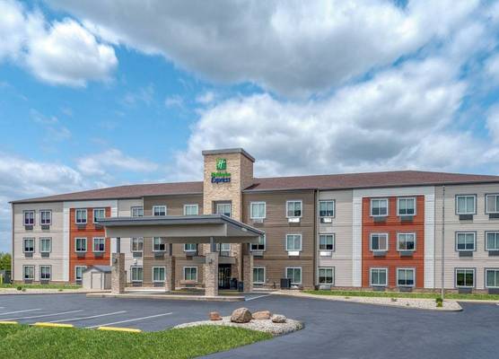 Holiday Inn Express RENSSELAER by IHG 1