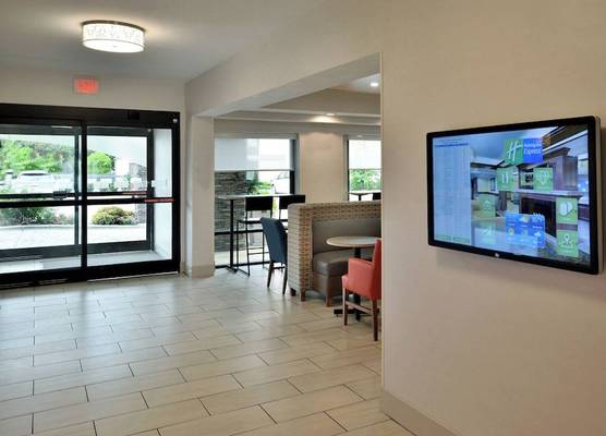 Holiday Inn Express RALEIGH-DURHAM AIRPORT by IHG 1