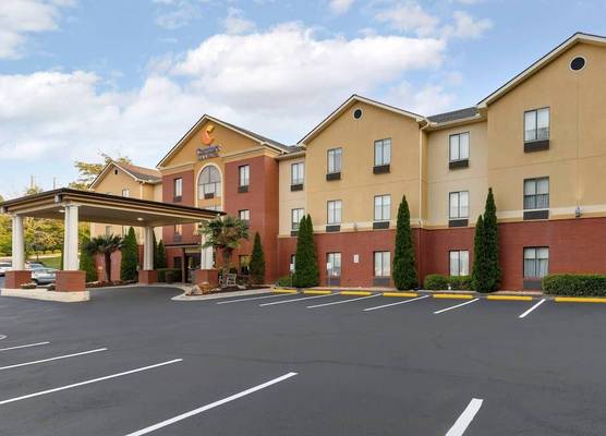 Comfort Inn & Suites Canton Riverstone Area 1
