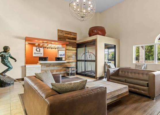 Quality Inn & Suites Steamboat Springs 1
