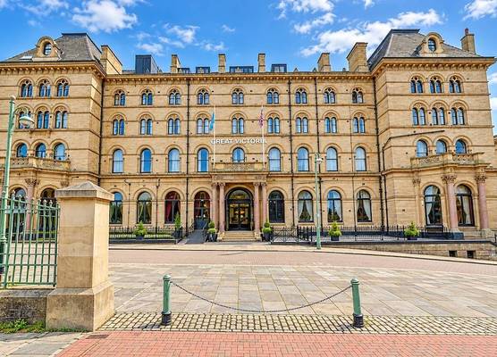 The Victoria Hotel, Bradford by Sunday 1