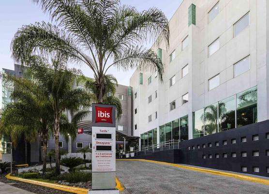 Ibis Guadalajara Expo 1