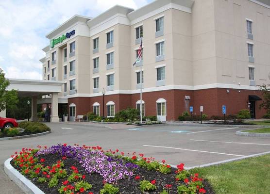 Holiday Inn Express CORTLAND by IHG 1