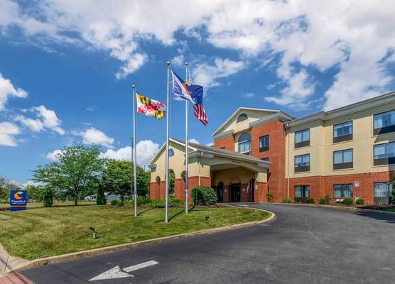 Comfort Inn & Suites Chestertown 1