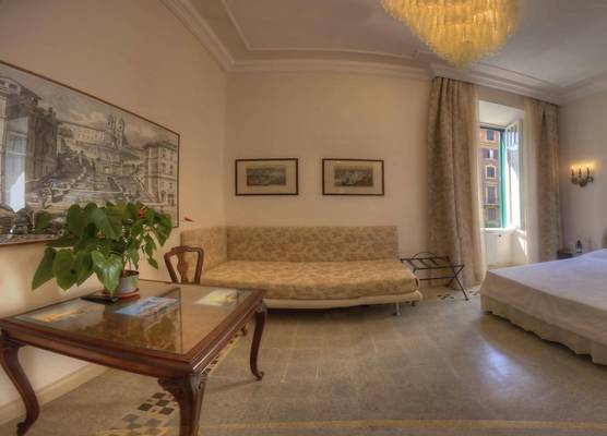 Rome Charming Suites 1