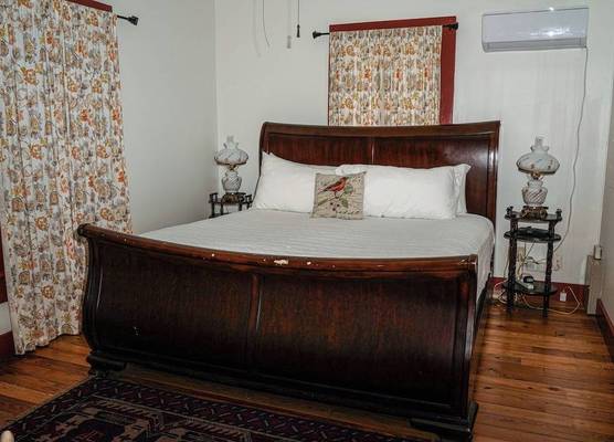 Maison Mouton Bed & Breakfast 1