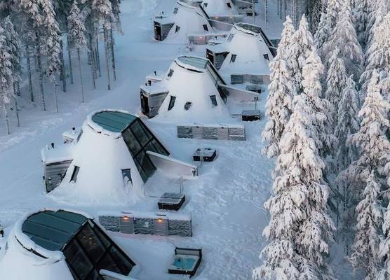 Glass Resort 1