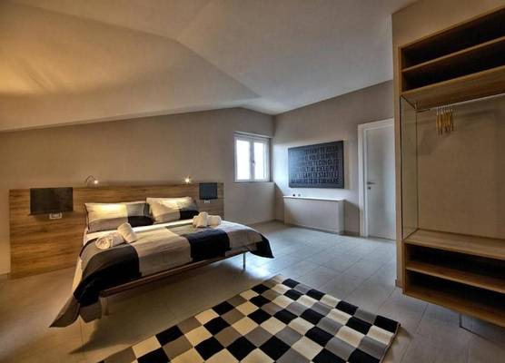 Lepini Suites Guesthouse 1