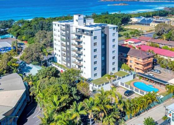 Tradewinds Apartments 1