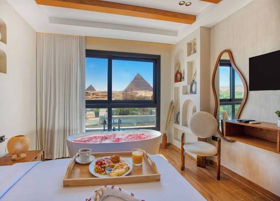PANORAMA view pyramids 1