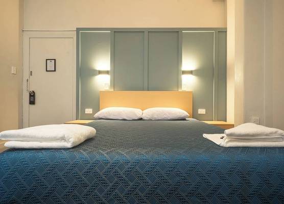 Kiwi International Hotel 1