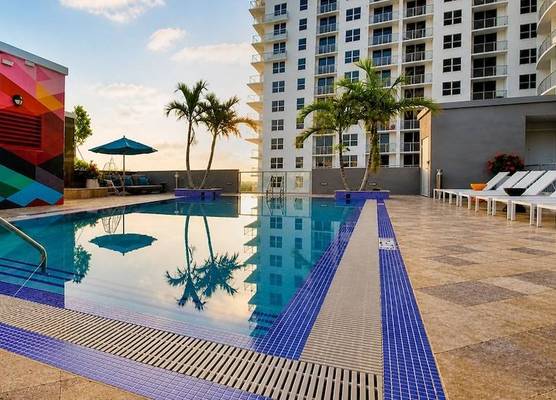 CIRC Hotel By Hosteeva 1