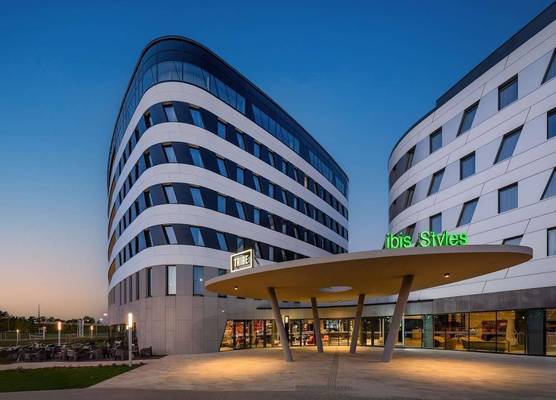 ibis Styles Budapest Airport 1