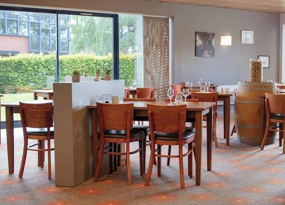 Brit Hotel Rennes St Grégoire – Le Villeneuve 1