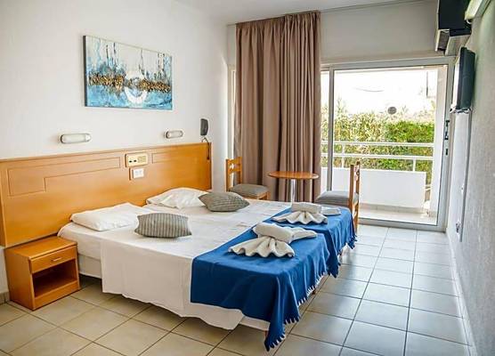 Cornelia Hotel 1