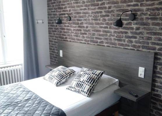 Logis Hotel & Restaurant Le Carnot 1