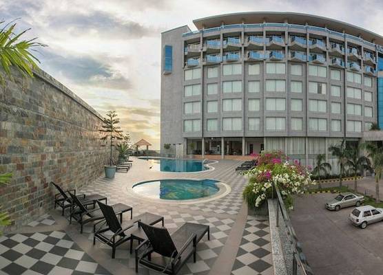 Ocean Paradise Hotel and Resort 1