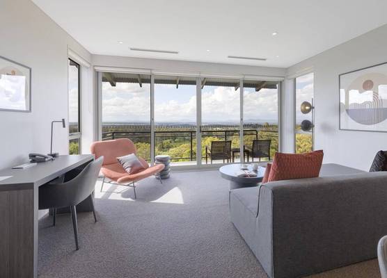 Avani Cypress Lakes Resort 1