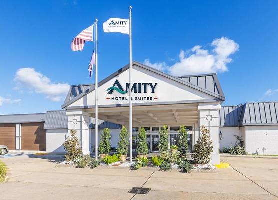 Amity Hotel & Suites Houma 1
