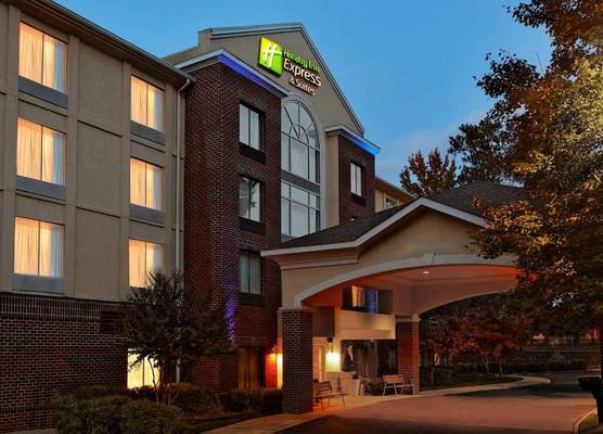 Holiday Inn Express & Suites RICHMOND-BRANDERMILL-HULL ST. by IHG 1
