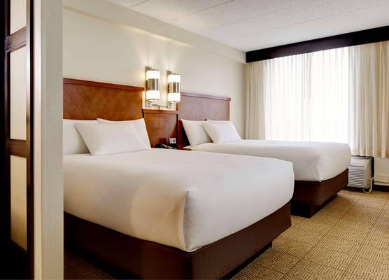 Sonesta Select Tucson Airport 1