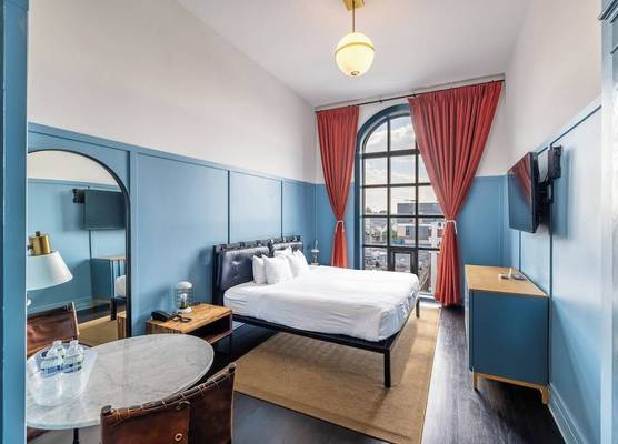 The Chicago Hotel Collection - Wrigleyville 1