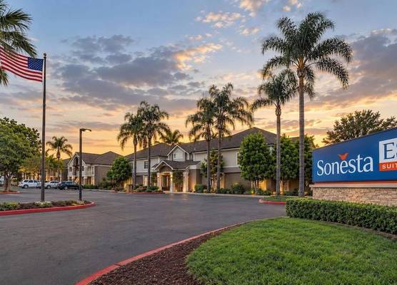 Sonesta ES Suites San Jose - Airport 1