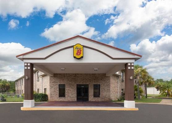 Super 8 by Wyndham Pascagoula 1
